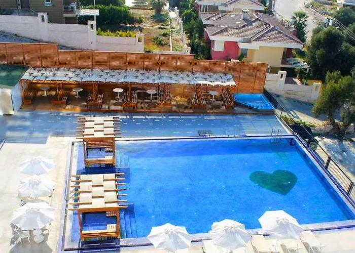 Loveyou Hotel Çeşme